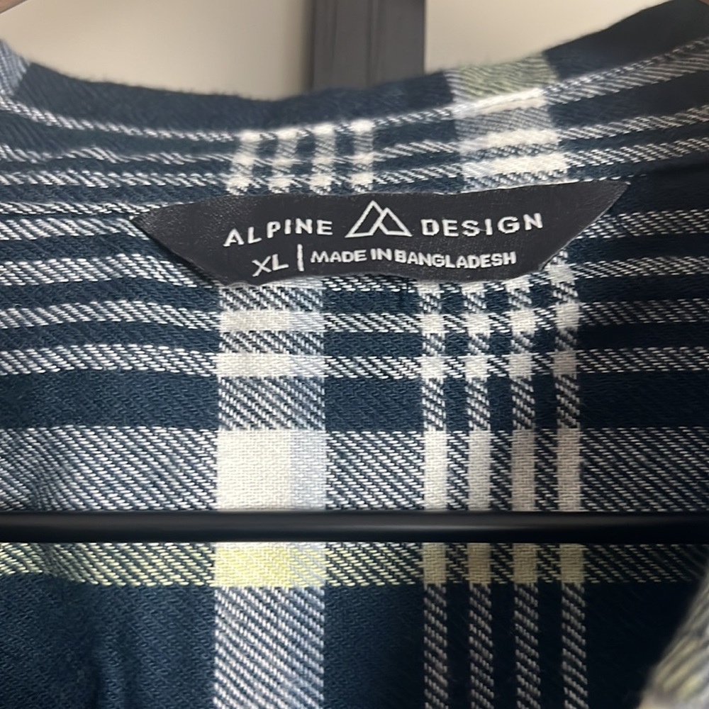 Alpine Design Flannel Long Sleeve Button Up with Pocket , Women’s Size XL - Picture 3 of 6